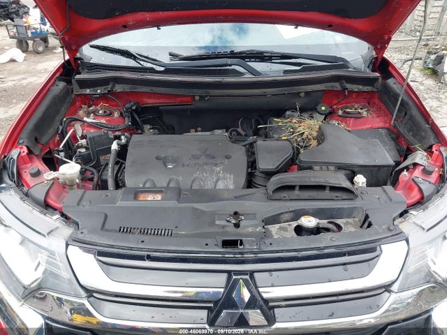 Продажа на аукционе авто 2018 Mitsubishi Outlander Le, vin: JA4AZ3A3XJZ022082, номер лота: 46069970