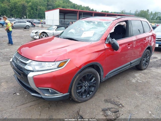 Продажа на аукционе авто 2018 Mitsubishi Outlander Le, vin: JA4AZ3A3XJZ022082, номер лота: 46069970