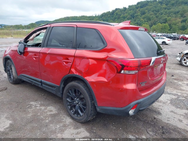 Продажа на аукционе авто 2018 Mitsubishi Outlander Le, vin: JA4AZ3A3XJZ022082, номер лота: 46069970
