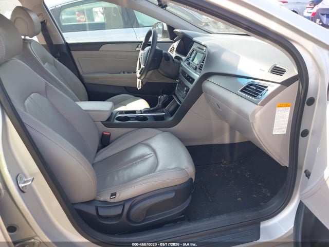 2016 Hyundai Sonata Hybrid Se მანქანა იყიდება აუქციონზე, vin: KMHE24L18GA022551, აუქციონის ნომერი: 46070020