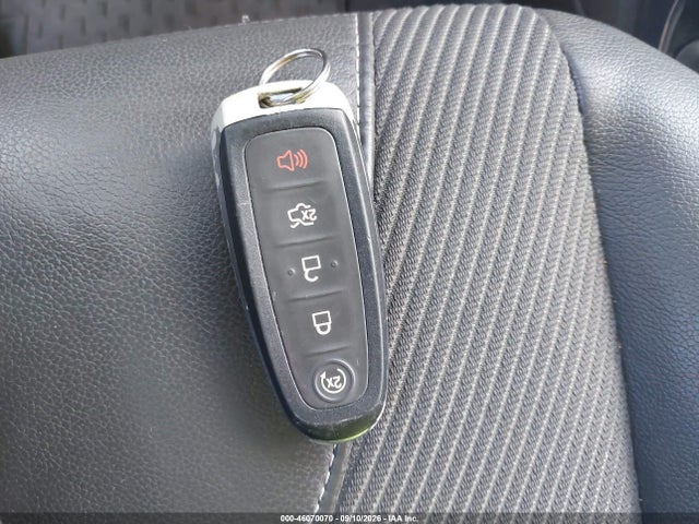 Продажа на аукционе авто 2013 Ford Escape Titanium, vin: 1FMCU9J93DUD62806, номер лота: 46070070