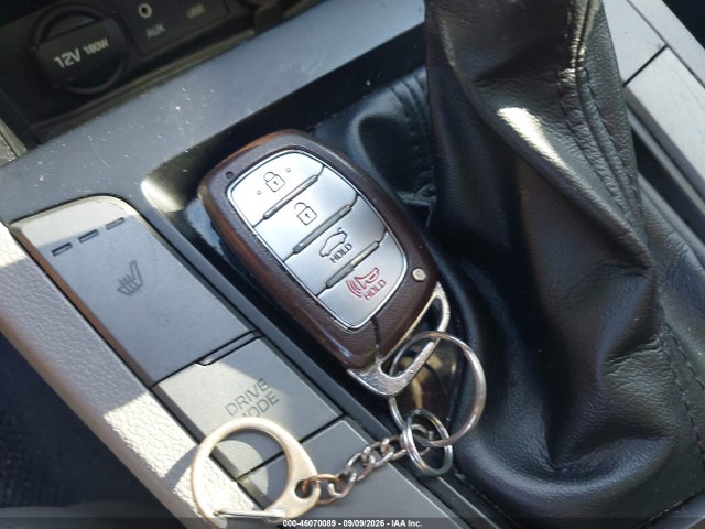 Продаж на аукціоні авто 2017 Hyundai Elantra Limited, vin: KMHD84LF7HU281571, номер лоту: 46070089