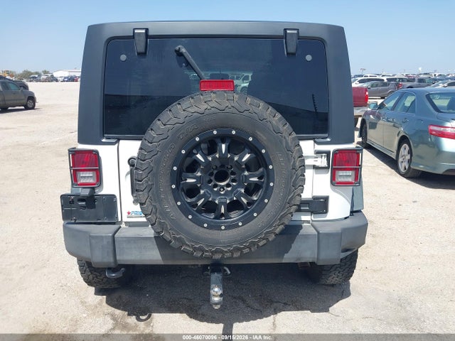 46070096 :رقم المزاد ، 1C4HJWDG8EL269864 vin ، 2014 Jeep Wrangler Unlimited Sport مزاد بيع
