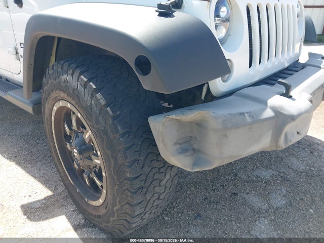 46070096 :رقم المزاد ، 1C4HJWDG8EL269864 vin ، 2014 Jeep Wrangler Unlimited Sport مزاد بيع