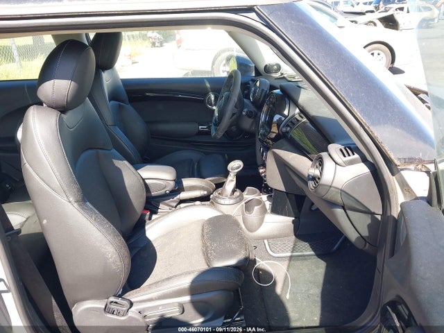 Продажа на аукционе авто 2017 Mini Hardtop Cooper S, vin: WMWXP7C39H2A45866, номер лота: 46070101