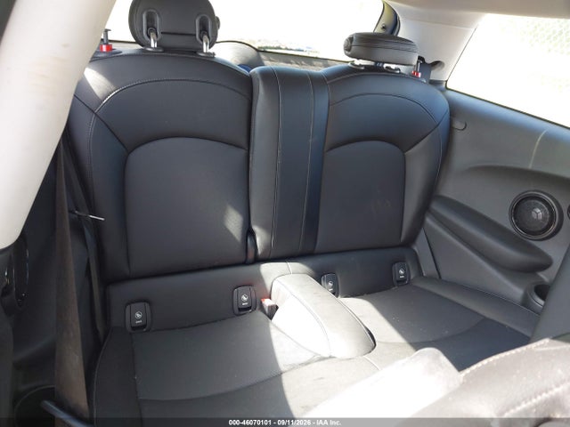 Продажа на аукционе авто 2017 Mini Hardtop Cooper S, vin: WMWXP7C39H2A45866, номер лота: 46070101