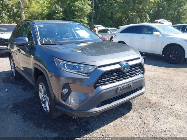 2021 Toyota Rav4 Hybrid Xle Premium მანქანა იყიდება აუქციონზე, vin: 4T3B6RFV3MU041528, აუქციონის ნომერი: 46070111