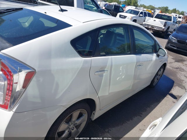 Продаж на аукціоні авто 2013 Toyota Prius Three Se, vin: JTDKN3DU2D5573256, номер лоту: 46070129