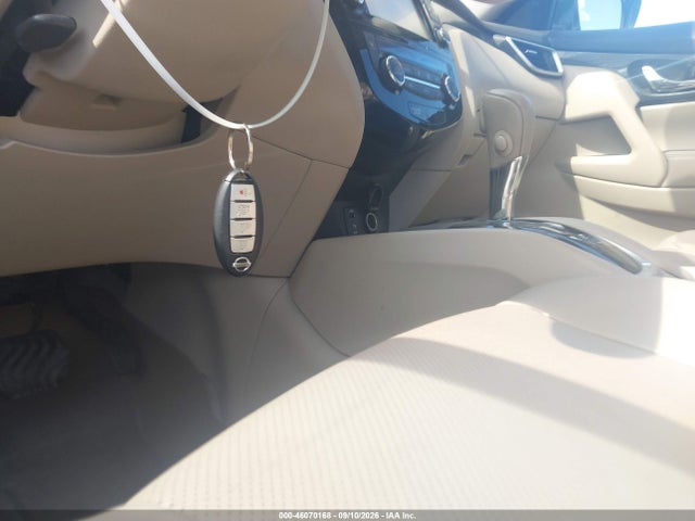 46070168 :رقم المزاد ، 5N1AT2MV3FC896326 vin ، 2015 Nissan Rogue Sl مزاد بيع