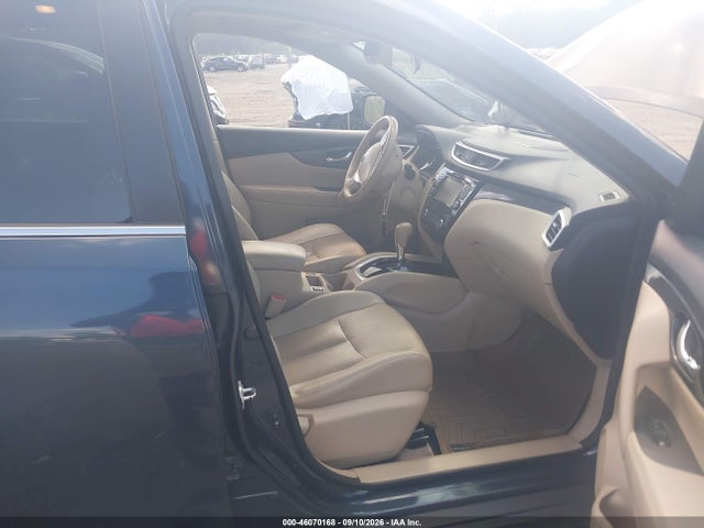 46070168 :رقم المزاد ، 5N1AT2MV3FC896326 vin ، 2015 Nissan Rogue Sl مزاد بيع