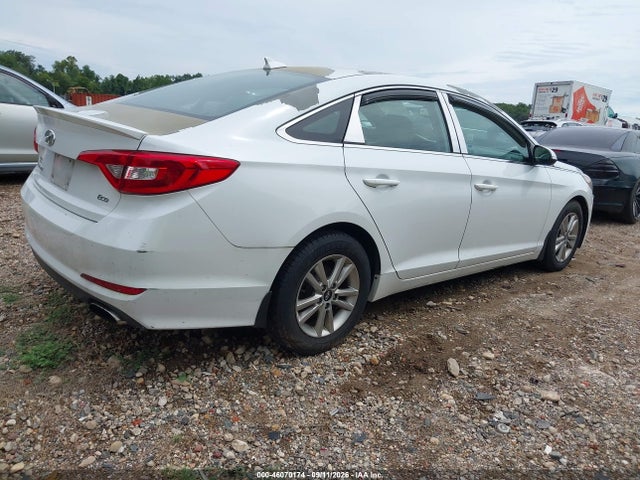 46070174 :رقم المزاد ، 5NPE24AA7FH114734 vin ، 2015 Hyundai Sonata Eco مزاد بيع