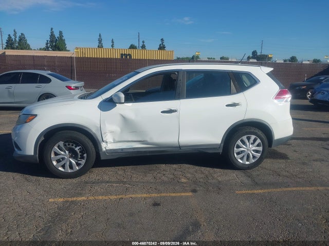 Nissan ROGUE S 2016 KNMAT2MTXGP613255 Image 14