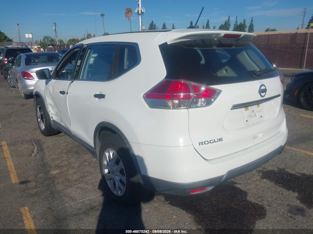 Nissan ROGUE S 2016 KNMAT2MTXGP613255 Image 3