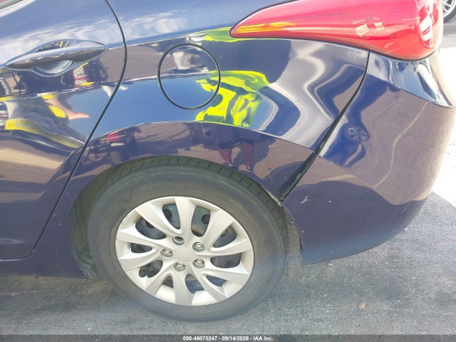 46070247 :رقم المزاد ، 5NPDH4AE8CH136668 vin ، 2012 Hyundai Elantra Gls مزاد بيع