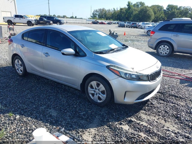 Aukcja sprzedaży 2018 Kia Forte Lx, vin: 3KPFK4A79JE219555, numer aukcji: 46070249