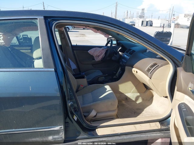 2005 Honda Accord 2.4 Lx მანქანა იყიდება აუქციონზე, vin: 1HGCM56485A121760, აუქციონის ნომერი: 46070254