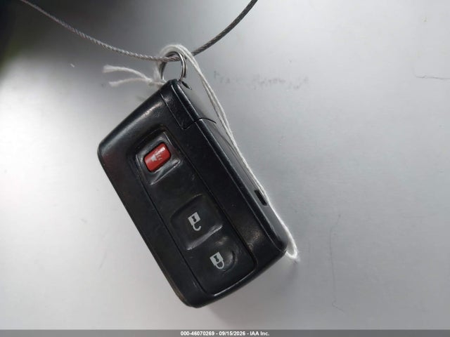 Продажа на аукционе авто 2004 Toyota Prius, vin: JTDKB20U940104705, номер лота: 46070269