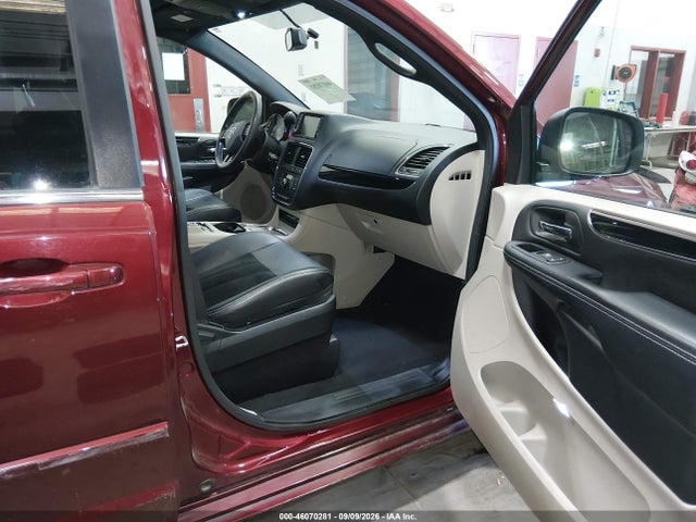 Продаж на аукціоні авто 2017 Dodge Grand Caravan Sxt, vin: 2C4RDGCG7HR696113, номер лоту: 46070281