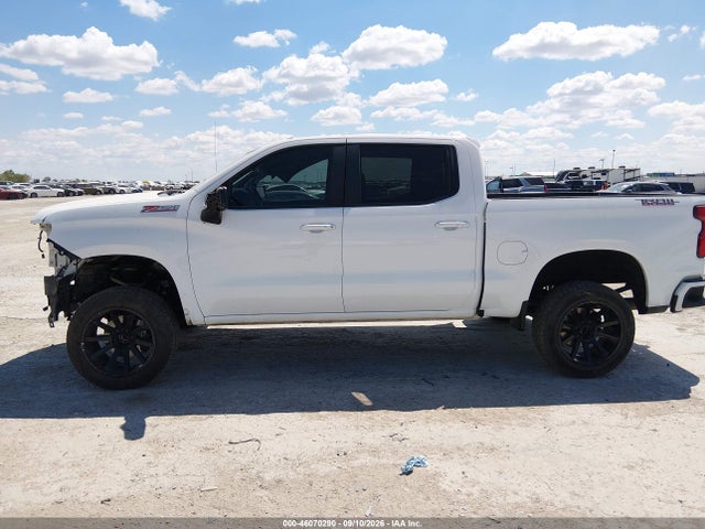 46070290 :رقم المزاد ، 3GCPYFEL5MG302477 vin ، 2021 Chevrolet Silverado 1500 4wd  Short Bed Lt Trail Boss مزاد بيع