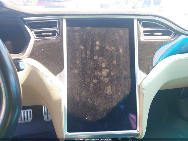 Продажа на аукционе авто 2015 Tesla Model S 70d/85d/p85d, vin: 5YJSA1H20FFP79587, номер лота: 46070298