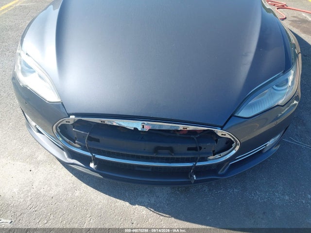 Продажа на аукционе авто 2015 Tesla Model S 70d/85d/p85d, vin: 5YJSA1H20FFP79587, номер лота: 46070298