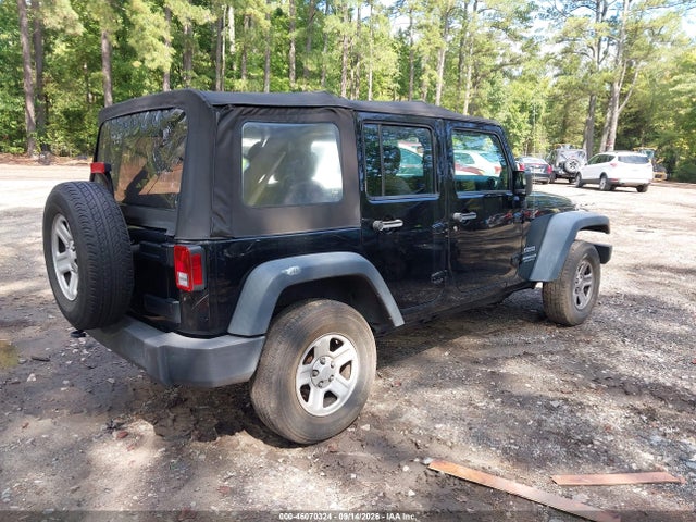 46070324 :رقم المزاد ، 1C4BJWDG0DL663363 vin ، 2013 Jeep Wrangler Unlimited Sport مزاد بيع