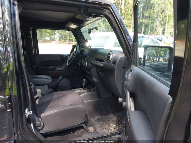 46070324 :رقم المزاد ، 1C4BJWDG0DL663363 vin ، 2013 Jeep Wrangler Unlimited Sport مزاد بيع
