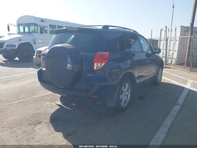 2007 Toyota Rav4 Limited მანქანა იყიდება აუქციონზე, vin: JTMBD31VX75067114, აუქციონის ნომერი: 46070330
