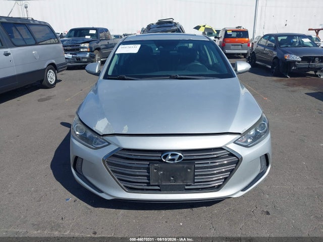 Hyundai Elantra Limited 2017 5NPD84LF7HH041676 Image 12
