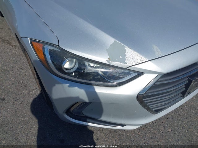 Hyundai Elantra Limited 2017 5NPD84LF7HH041676 Image 6