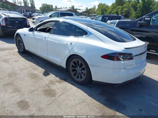 Продаж на аукціоні авто 2015 Tesla Model S 85d/p85d, vin: 5YJSA1V47FF097389, номер лоту: 46070337