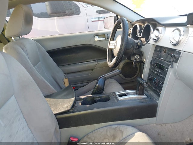 46070351 :رقم المزاد ، 1ZVFT82H175302345 vin ، 2007 Ford Mustang مزاد بيع