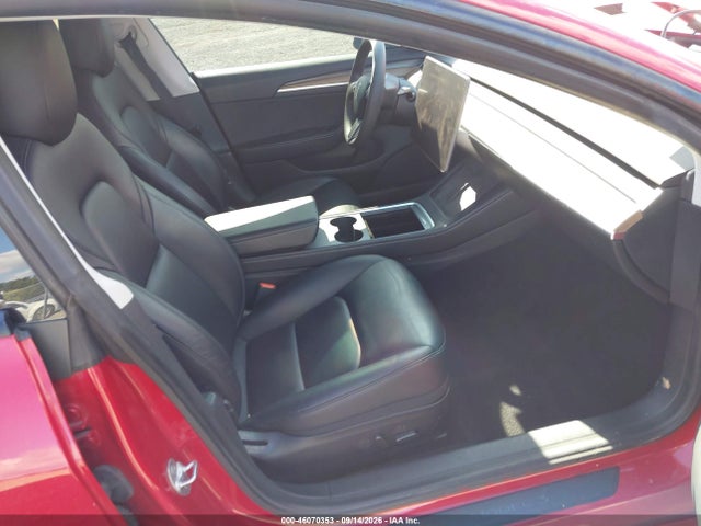 46070353 :رقم المزاد ، 5YJ3E1EB2MF013130 vin ، 2021 Tesla Model 3 Long Range Dual Motor All-wheel Drive مزاد بيع