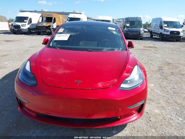 46070353 :رقم المزاد ، 5YJ3E1EB2MF013130 vin ، 2021 Tesla Model 3 Long Range Dual Motor All-wheel Drive مزاد بيع
