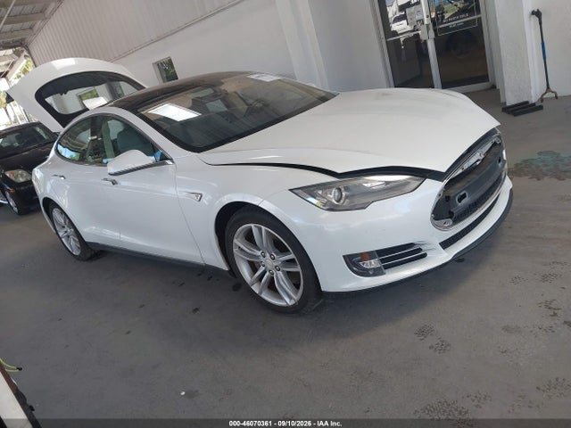 Aukcja sprzedaży 2013 Tesla Model S, vin: 5YJSA1CG1DFP03599, numer aukcji: 46070361