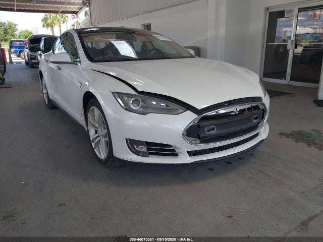Aukcja sprzedaży 2013 Tesla Model S, vin: 5YJSA1CG1DFP03599, numer aukcji: 46070361