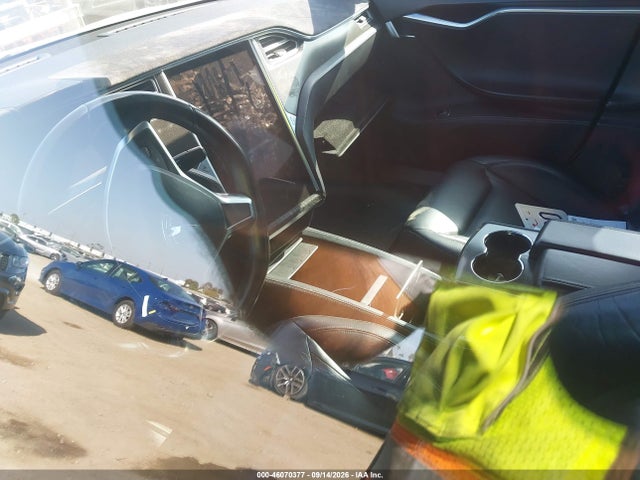Продаж на аукціоні авто 2015 Tesla Model S 70d/85d/p85d, vin: 5YJSA1H28FFP78218, номер лоту: 46070377