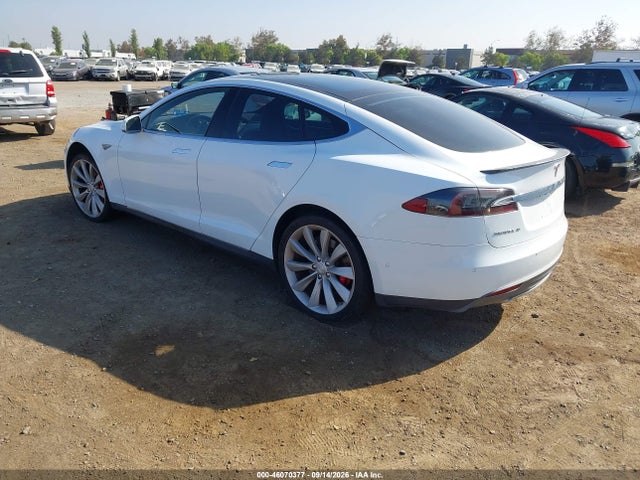 Продаж на аукціоні авто 2015 Tesla Model S 70d/85d/p85d, vin: 5YJSA1H28FFP78218, номер лоту: 46070377