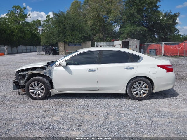 Продаж на аукціоні авто 2016 Nissan Altima 2.5 S, vin: 1N4AL3AP0GC280672, номер лоту: 46070437