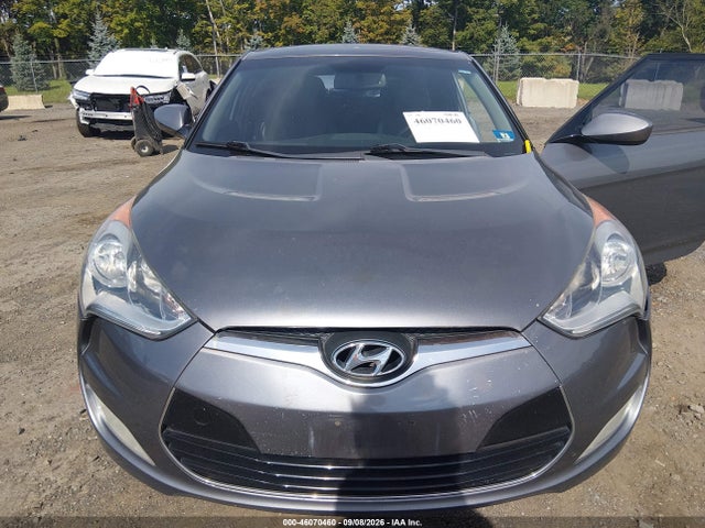 46070460 :رقم المزاد ، KMHTC6AD9DU100083 vin ، 2013 Hyundai Veloster Base W/black مزاد بيع