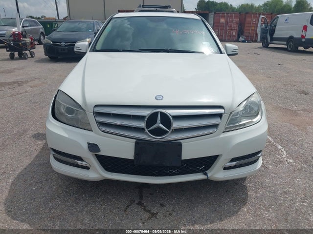 46070464 :رقم المزاد ، WDDGF5GB9AR092195 vin ، 2010 Mercedes-benz C 350 Sport مزاد بيع