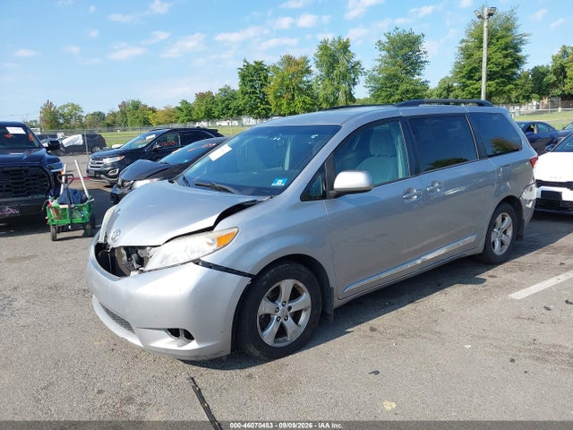 Aukcja sprzedaży 2017 Toyota Sienna Le 8 Passenger, vin: 5TDKZ3DCXHS793837, numer aukcji: 46070483