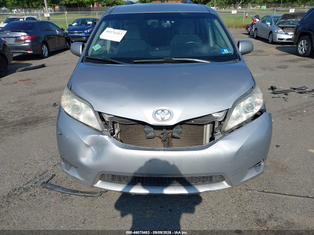 Aukcja sprzedaży 2017 Toyota Sienna Le 8 Passenger, vin: 5TDKZ3DCXHS793837, numer aukcji: 46070483