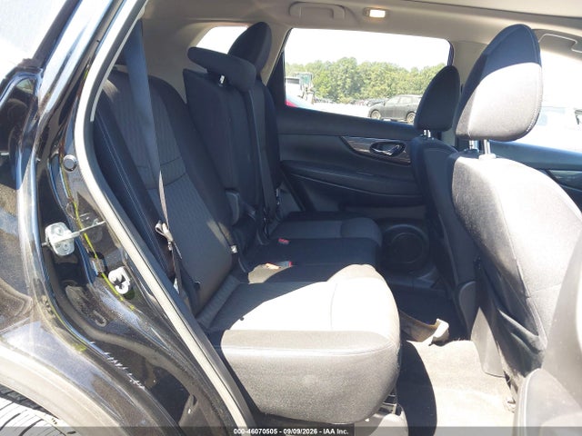 46070505 :رقم المزاد ، JN8AT2MV4JW352367 vin ، 2018 Nissan Rogue Sv مزاد بيع