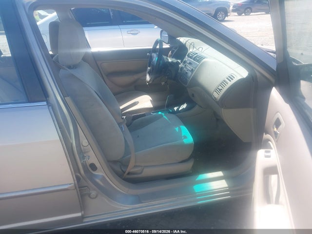 Продажа на аукционе авто 2002 Honda Civic Lx, vin: 2HGES16532H537941, номер лота: 46070516