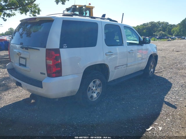 2007 Chevrolet Tahoe Lt მანქანა იყიდება აუქციონზე, vin: 1GNFK13027R228830, აუქციონის ნომერი: 46070531
