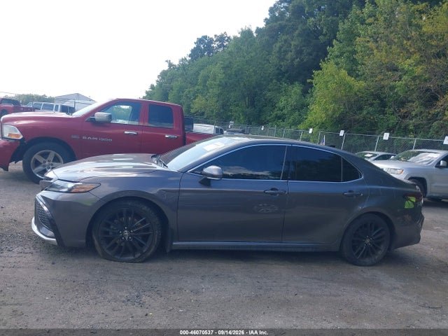 46070537 :رقم المزاد ، 4T1K61AK8MU552885 vin ، 2021 Toyota Camry Xse مزاد بيع
