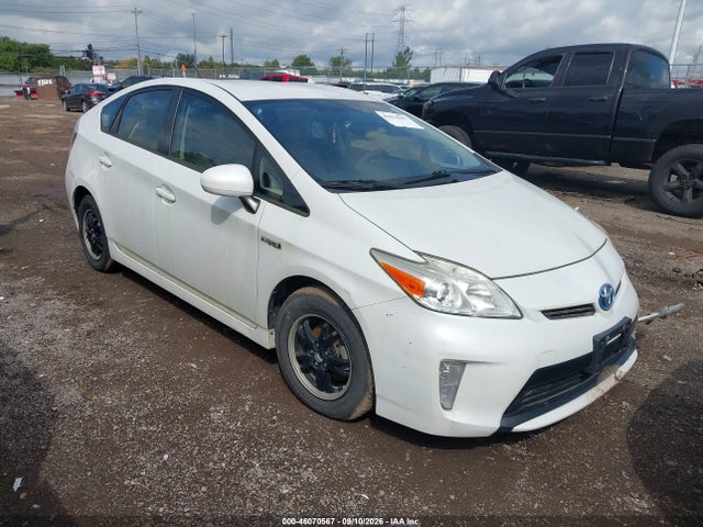 Продажа на аукционе авто 2014 Toyota Prius Two, vin: JTDKN3DU6E1797333, номер лота: 46070567