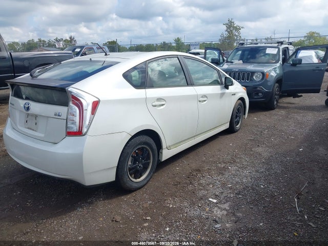 Продажа на аукционе авто 2014 Toyota Prius Two, vin: JTDKN3DU6E1797333, номер лота: 46070567