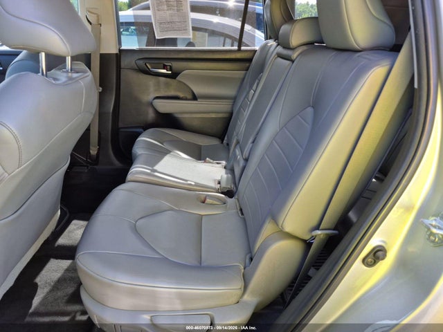 46070573 :رقم المزاد ، 5TDKDRBH4PS042120 vin ، 2023 Toyota Highlander Xle مزاد بيع